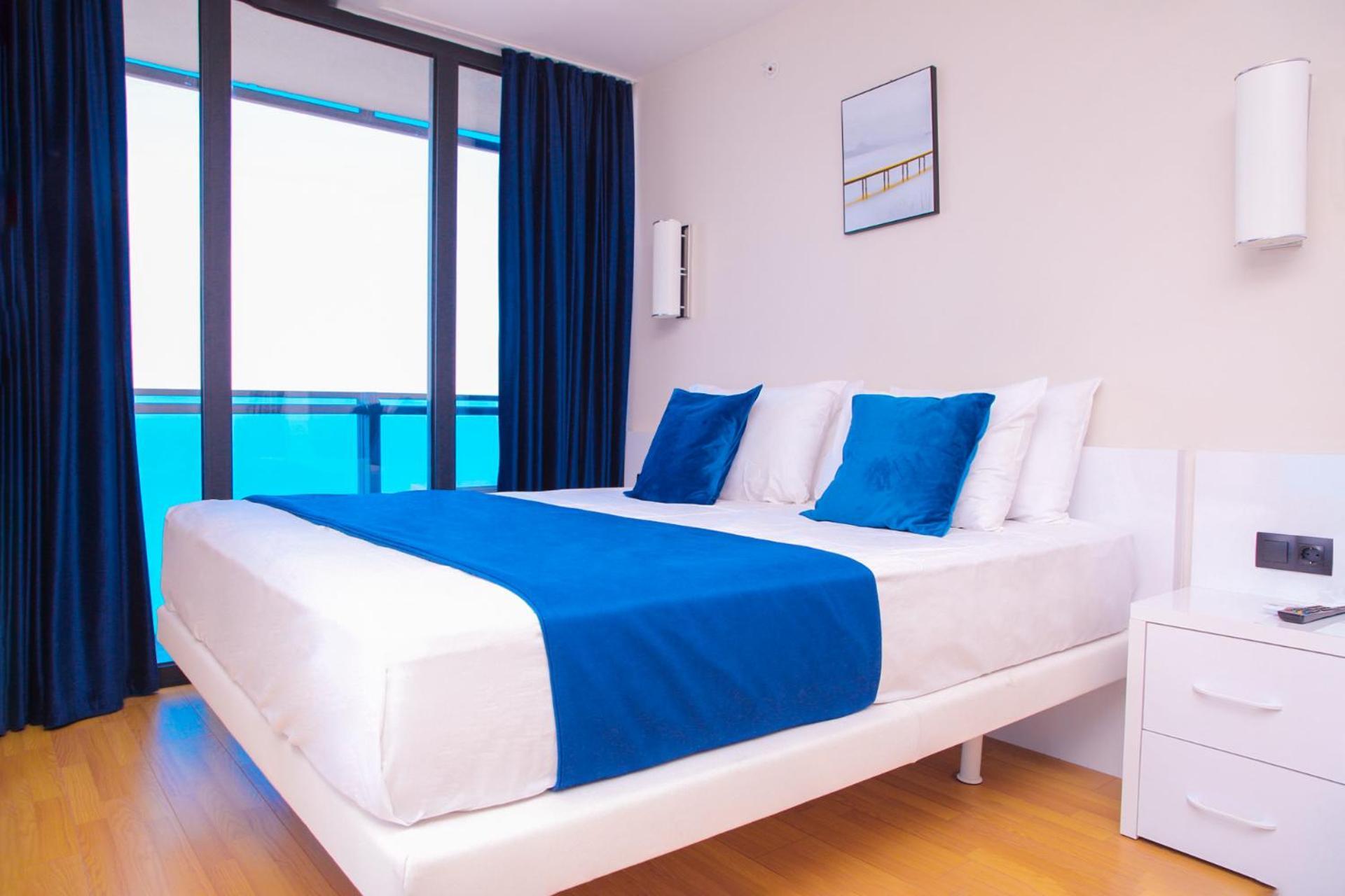 Luxury Beach Front Hotel Batumi Exterior foto