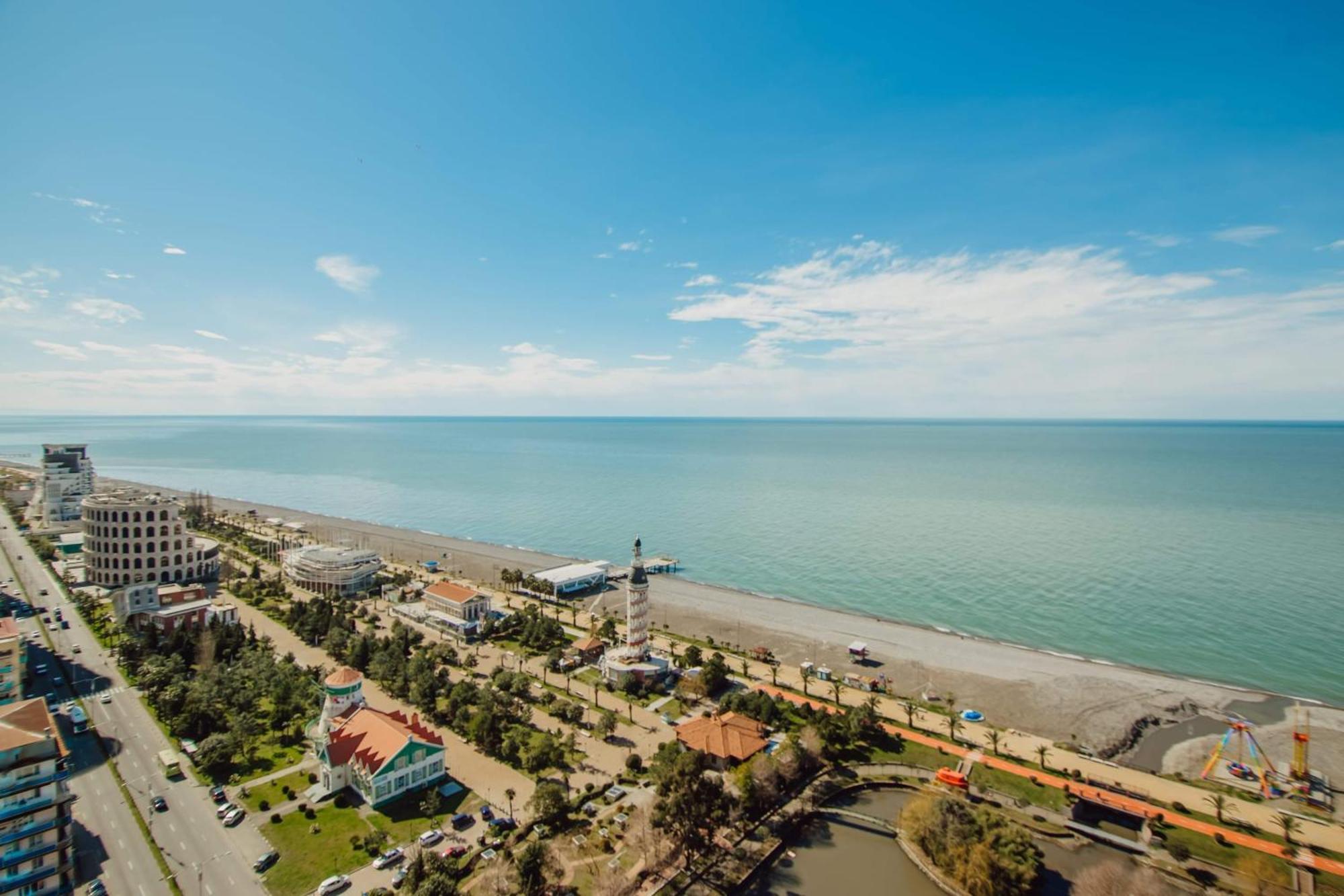 Luxury Beach Front Hotel Batumi Exterior foto